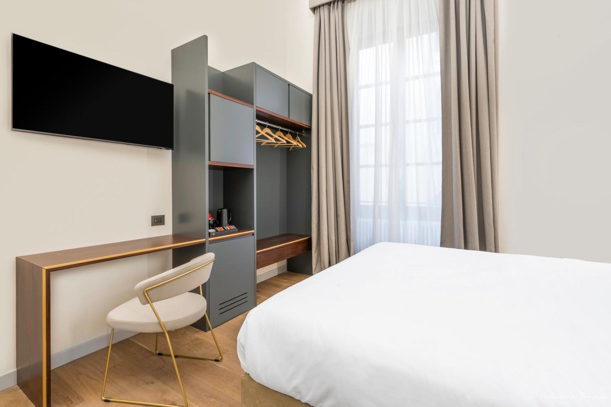 Hotel Adamas Floransa Dış mekan fotoğraf