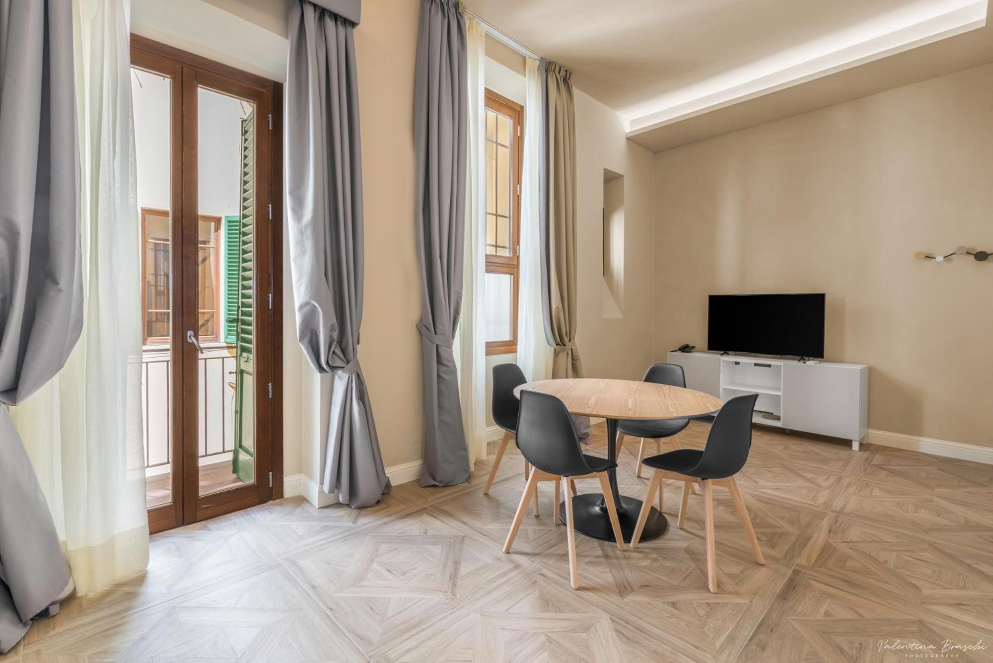 Hotel Adamas Floransa Dış mekan fotoğraf