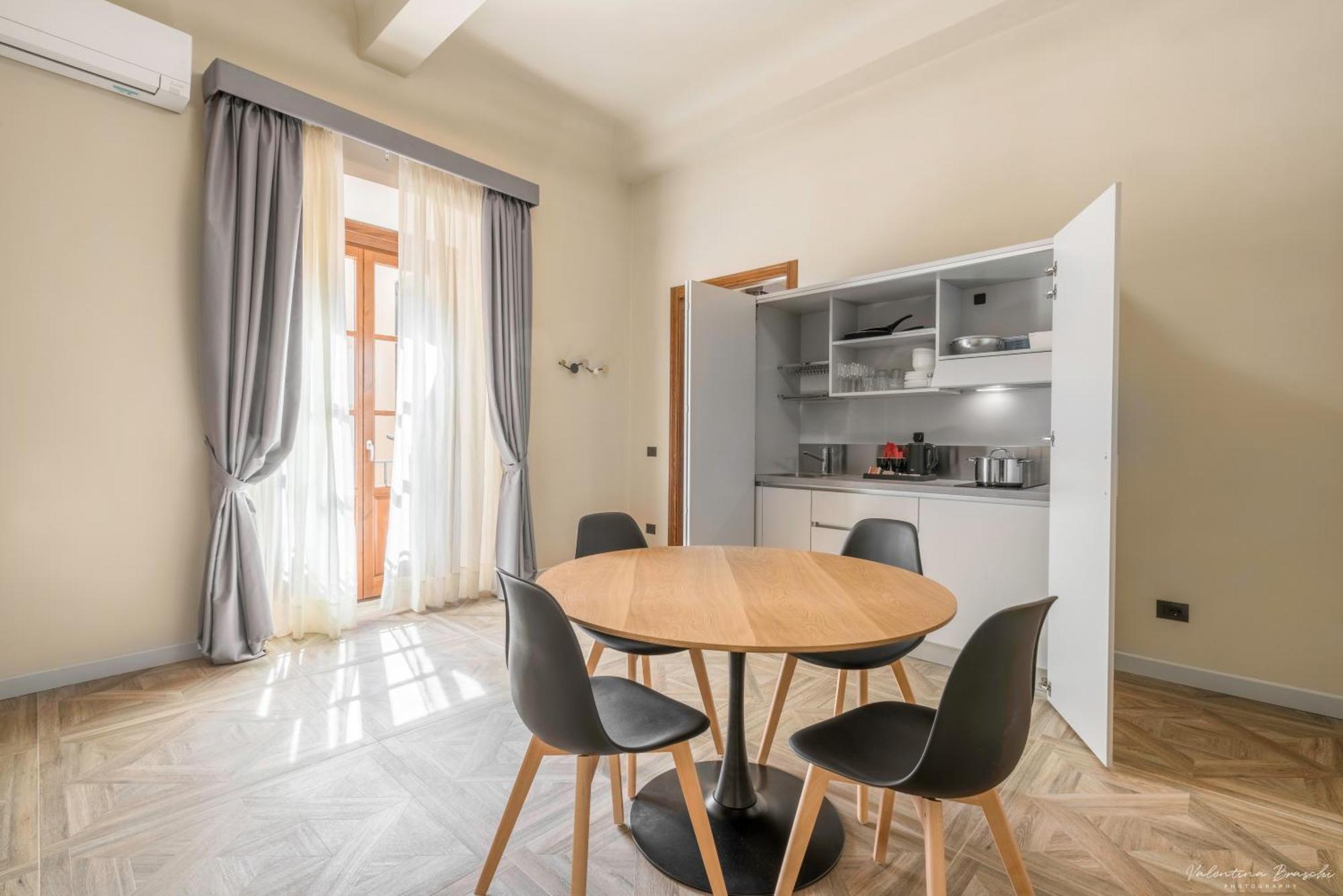 Hotel Adamas Floransa Dış mekan fotoğraf