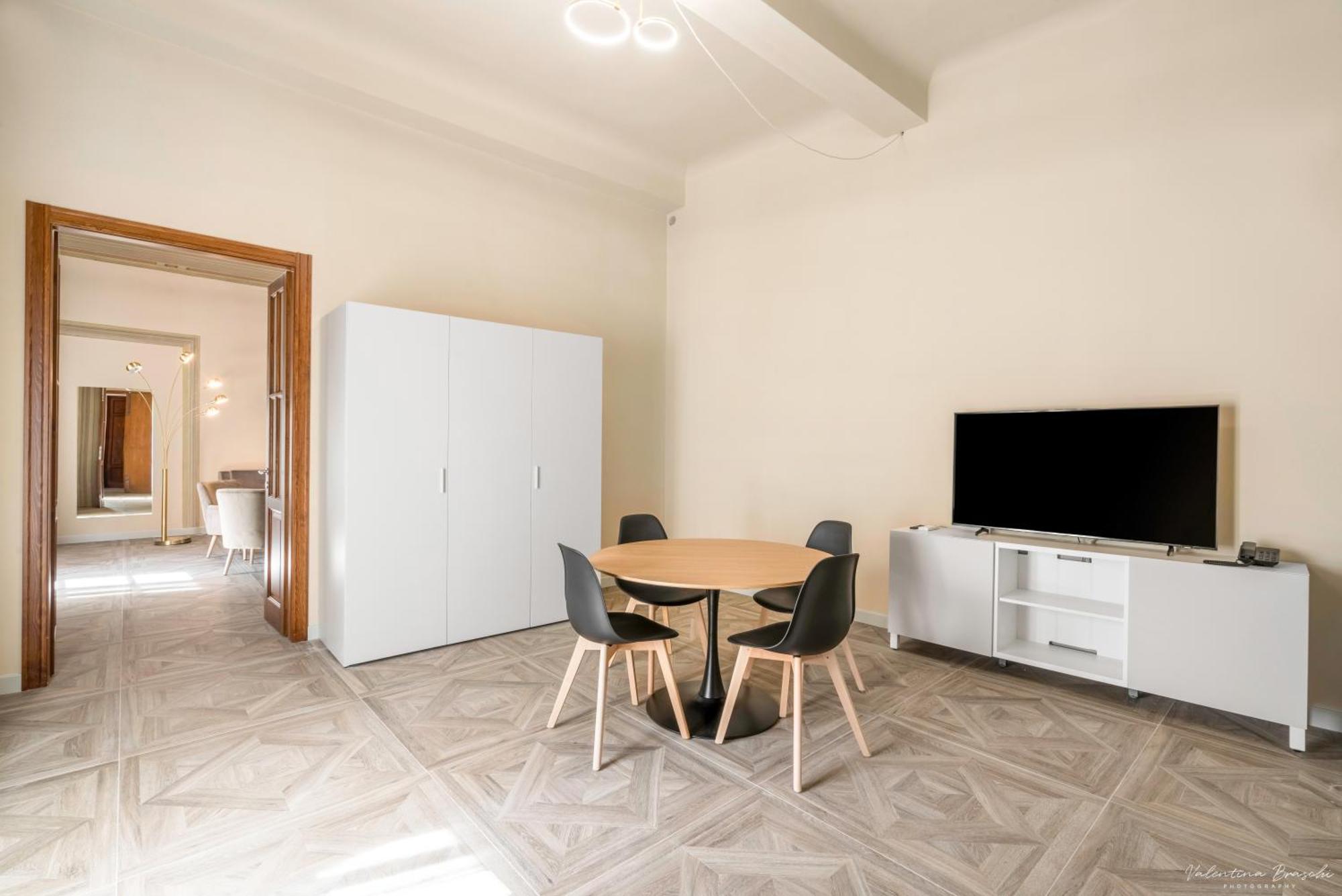Hotel Adamas Floransa Dış mekan fotoğraf